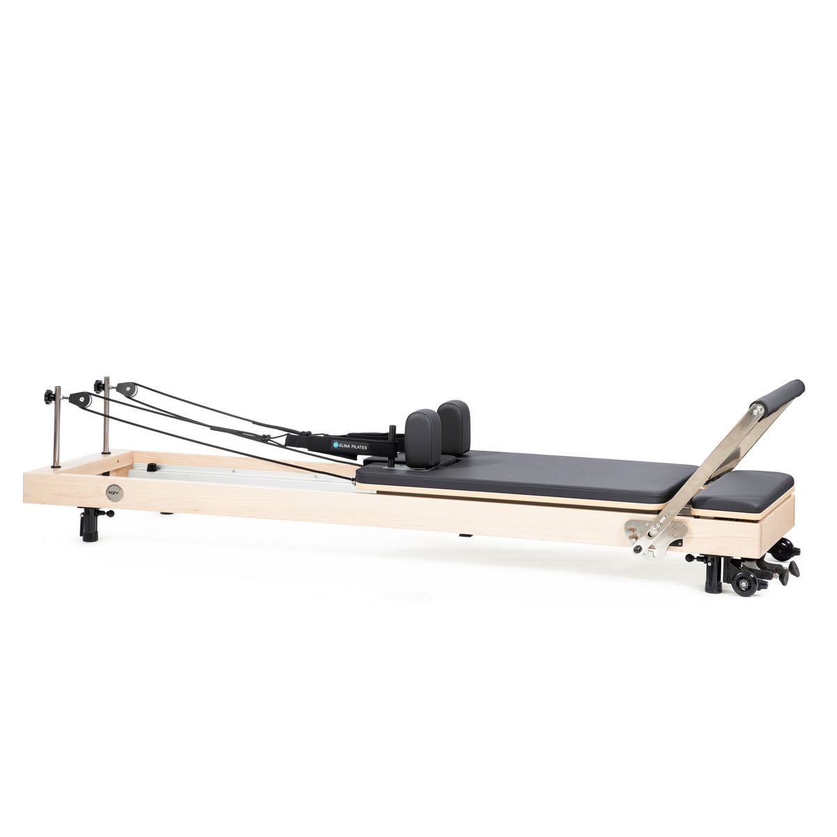 Vertical Reformer with sitting box on the carriage and jump board raised, black