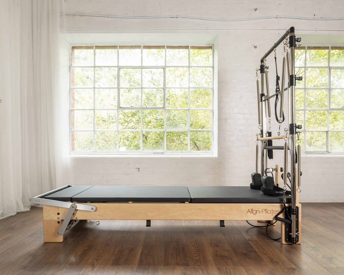 Align Pilates M8-Pro with Half Cadillac, side view in a studio